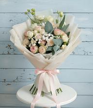 Букет цветов из:  Розы и Лизиантусы в Севастополе
