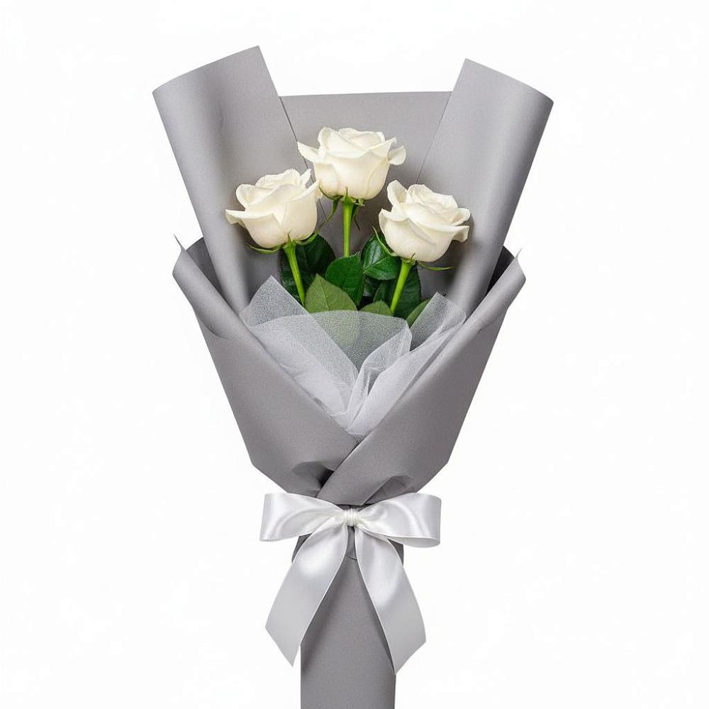 Букет 3 белые розы в Севастополе