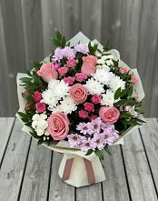 Букет цветов из:  Альстромерии, Гвоздики, Розы и Хризантемы в Севастополе