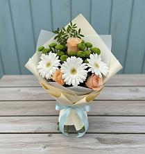 Букет цветов из:  Герберы, Розы и Хризантемы в Севастополе