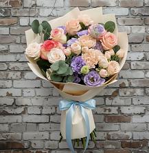 Букет цветов из:  Розы, Лизиантусы и Гвоздики в Севастополе